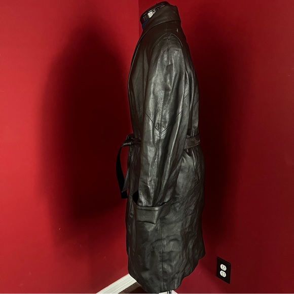 Excelled Collection Belted Leather Trench Coat - Picture 7 of 16